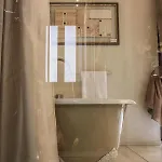 Konukevi Spaziobianco 4*