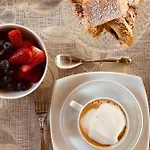 Spaziobianco Konukevi Ivrea