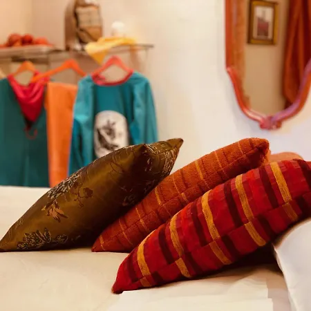 Spaziobianco 4* 이브레아