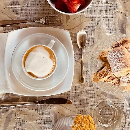 Spaziobianco 게스트하우스 4*