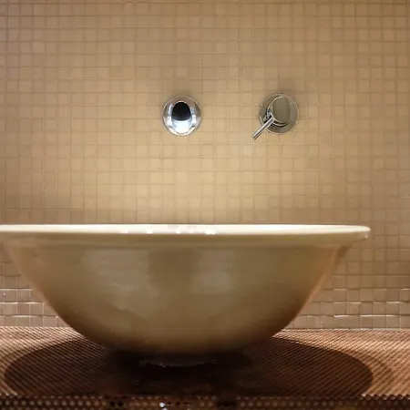 Spaziobianco 4* 이브레아