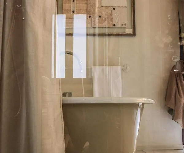 Konukevi Spaziobianco 4*